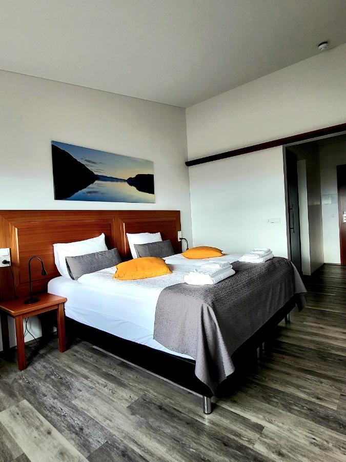 Hotel Flokalundur Brjanslaekur エクステリア 写真