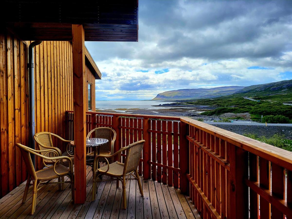 Hotel Flokalundur Brjanslaekur エクステリア 写真